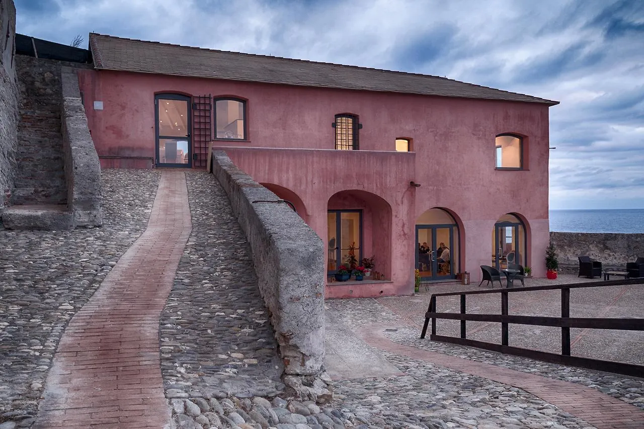 *** Gasthof Locanda La Fortezza Finale Ligure Italien